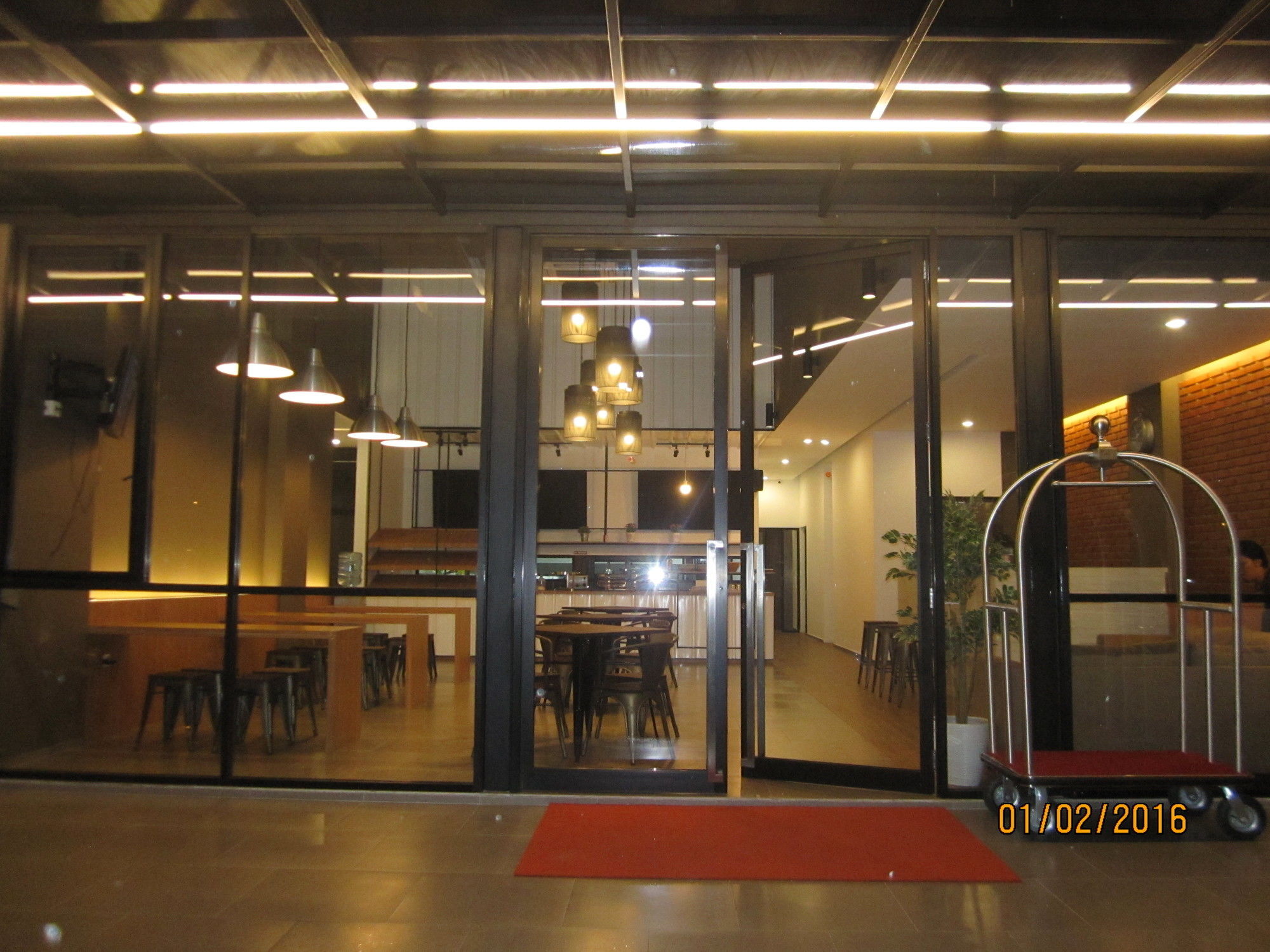 Maxley Hotel At Arjuna Jakarta Eksteriør bilde